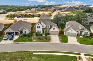 1733 Hidden Fox, New Braunfels, TX 78132 - Photo 39