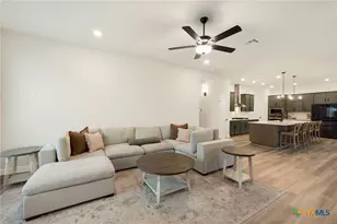 1733 Hidden Fox, New Braunfels, TX 78132 - Photo 19