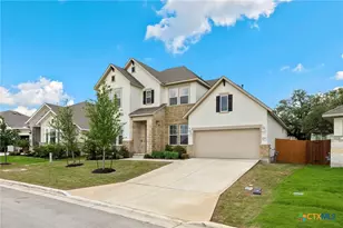 1733 Hidden Fox, New Braunfels, TX 78132 - Photo 5