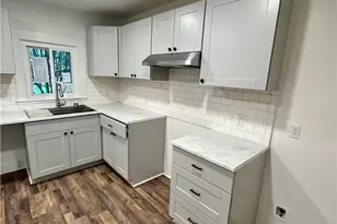 309 S Ridge, Hallettsville, TX 77964 - Photo 5