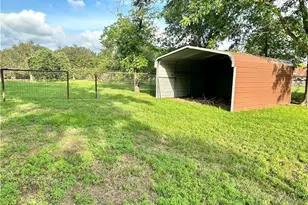 309 S Ridge, Hallettsville, TX 77964 - Photo 23