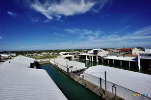 605 S 13th St, Port O'Connor, TX 77982 - Photo 35