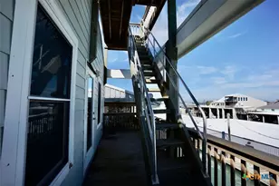 605 S 13th St, Port O'Connor, TX 77982 - Photo 37
