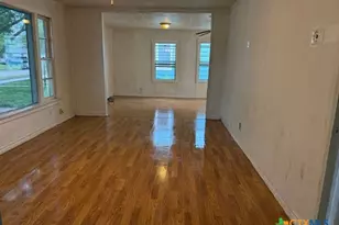 1017 S 47th St, Temple, TX 76504 - Photo 3