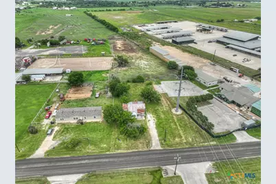 517 Center St, Marion, TX 78124 - Photo 19