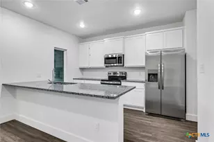 1904 Royal Loop, Belton, TX 76513 - Photo 5