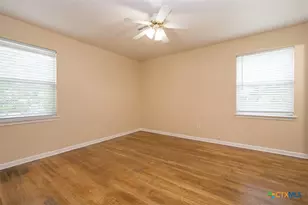 806 S 19th St, Copperas Cove, TX 76522 - Photo 29