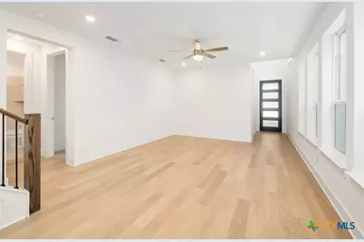 220 Menlo Bend, Liberty Hill, TX 78642 - Photo 9