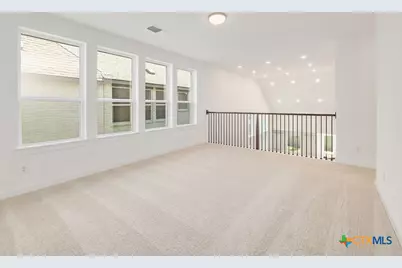 220 Menlo Bend, Liberty Hill, TX 78642 - Photo 17