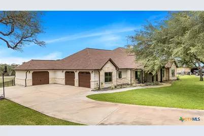 834 Westlake Trail, Victoria, TX 77905 - Photo 3