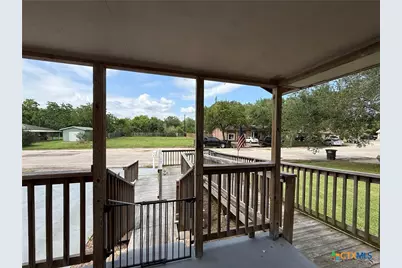 105 Sanders Street, Palacios, TX 77465 - Photo 9