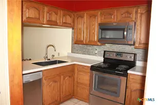 421 Watts Ln, Canyon Lake, TX 78133 - Photo 21