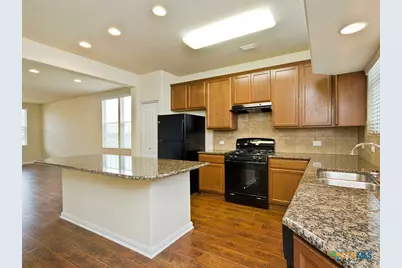 335 Rachel Street #MainHouse, San Marcos, TX 78666 - Photo 13