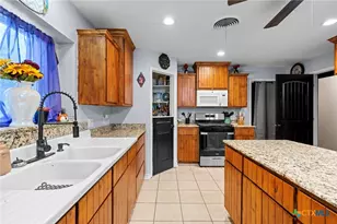 70 Sue Ann Dr, Lampasas, TX 76550 - Photo 5