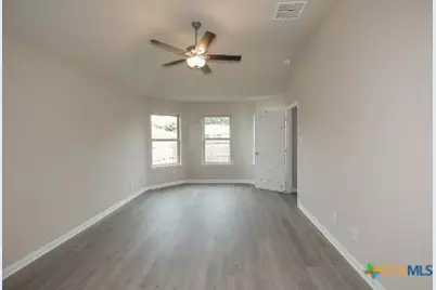 608 Cypress Arbor, Seguin, TX 78155 - Photo 7