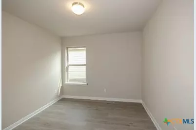 608 Cypress Arbor, Seguin, TX 78155 - Photo 9