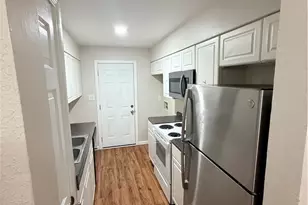 208 Uhland Rd, San Marcos, TX 78666 - Photo 3