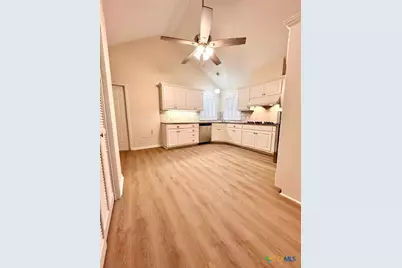 227 Charleston Drive, Victoria, TX 77904 - Photo 9