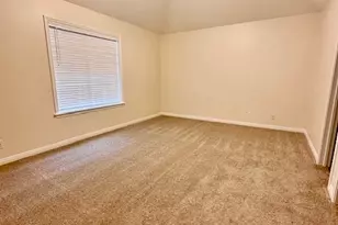 227 Charleston Dr, Victoria, TX 77904 - Photo 13