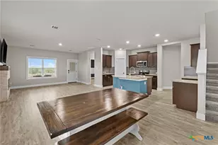 2057 Meadow Pipit, New Braunfels, TX 78130 - Photo 11