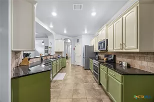 2501 Twin Ridge Ct, Belton, TX 76513 - Photo 13