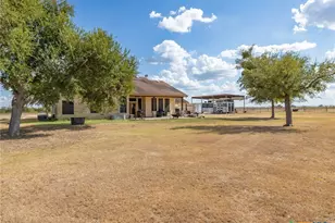 1801 Co Rd 470, Coupland, TX 78615 - Photo 31
