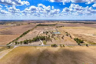 1801 Co Rd 470, Coupland, TX 78615 - Photo 43