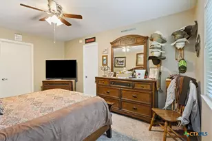 210 E Leon St, Gatesville, TX 76528 - Photo 23