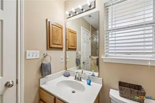730 E Mather St, New Braunfels, TX 78130 - Photo 27