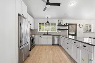 601 Valley View West Rd, San Marcos, TX 78666 - Photo 7