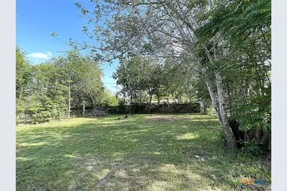 2405 E Mimosa Avenue, Victoria, TX 77901 - Photo 13