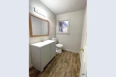 2405 E Mimosa Avenue, Victoria, TX 77901 - Photo 9