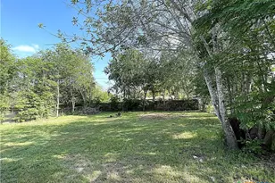 2405 E Mimosa Ave, Victoria, TX 77901 - Photo 13