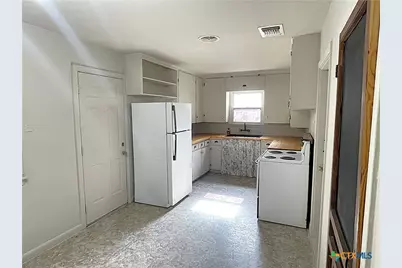 2405 E Mimosa Avenue, Victoria, TX 77901 - Photo 5