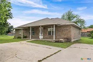208 N 8th St, Temple, TX 76501 - Photo 3