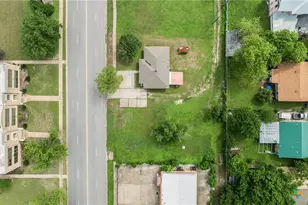 208 N 8th St, Temple, TX 76501 - Photo 9