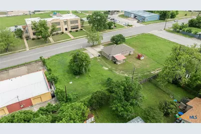 208 N 8th Street, Temple, TX 76501 - Photo 7