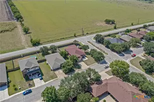 1516 Paint Brush Dr, Lockhart, TX 78644 - Photo 37