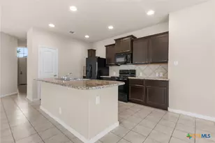 1351 Fall Cover, New Braunfels, TX 78130 - Photo 7