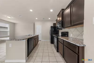 1351 Fall Cover, New Braunfels, TX 78130 - Photo 7