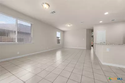 1351 Fall Cover, New Braunfels, TX 78130 - Photo 5