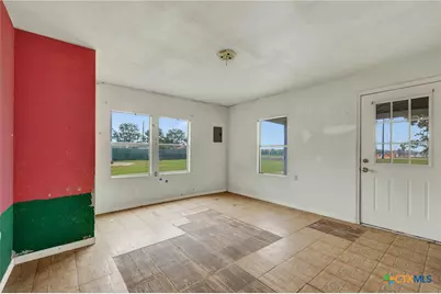 517 Center St, Marion, TX 78124 - Photo 7