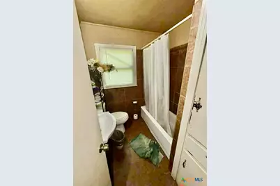 1313 Live Oak Street, Marlin, TX 76661 - Photo 11