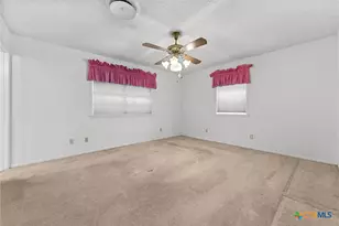 618 Fair Ln, New Braunfels, TX 78130 - Photo 23