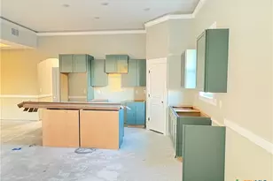 178 Lost Maples Wy, Marion, TX 78124 - Photo 3