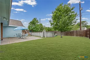 1701 Meadow Ln, Lockhart, TX 78644 - Photo 23