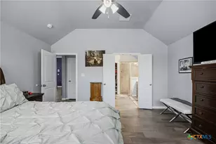 1701 Meadow Ln, Lockhart, TX 78644 - Photo 11