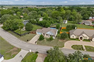 1701 Meadow Ln, Lockhart, TX 78644 - Photo 27