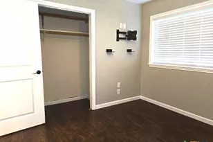 112 Lancaster St, Victoria, TX 77904 - Photo 19