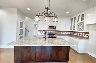 1690 Gruene Vineyard Crossing, New Braunfels, TX 78130 - Photo 27